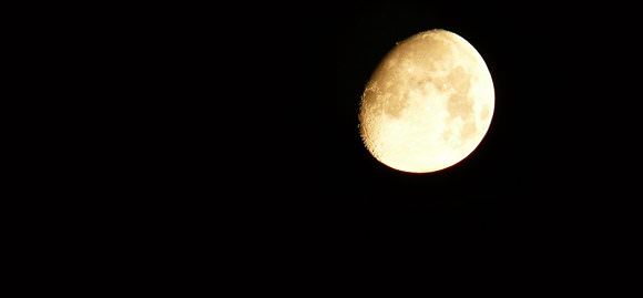 痛風の痛みは夜に起きやすい